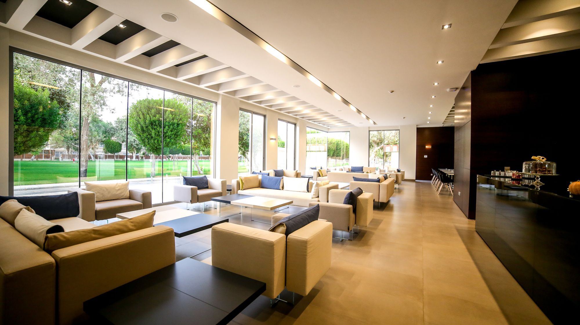 M Executive Residence & Boutique Hotel - Adults Only Al Khobar Exterior photo